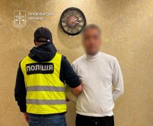 «Щоб ТЦК не конфіскувало майно»: шахраї заволоділи будинком і квартирою чоловіка на 5,6 млн грн
