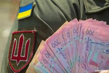 100 000 грн для поранених військовослужбовців: хто має право на виплату під час лікування?