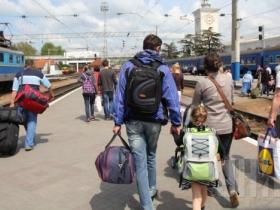 Термін постановки на облік для отримання держдопомоги внутрішнім переселенцям подовжили до 30 квітня