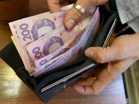 Отримання матеріальної допомоги переселенцями в Україні: інфографіка