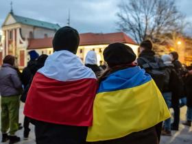 Допомога, робота, дитсадок: для українських переселенців в Польщі створили інформаційні ресурси