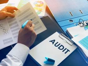 Відхилення тендерної пропозиції через ненадання інформації, що є у відкритих реєстрах