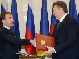 Суд дозволив затримати двох міністрів часів Януковича, які готували Харківські угоди