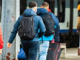 Виїзд чоловіків з України під час війни: набули чинності зміни до правил перетинання кордону