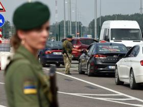 Як на автомобілі виїхати за кордон у 2023 році - коментар юриста