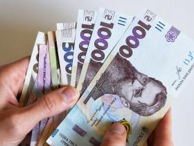 В уряді планують переглянути пенсії українців: кому у 2023 році значно збільшать виплати?