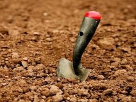 Наслідки використання земельної ділянки не за цільовим призначенням - припинення права власності