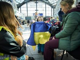Українців у Польщі почали позбавляти статусу біженців та відповідних пільг