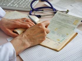 Особливості виплати лікарняних для ФОП - роз'яснення ПФУ