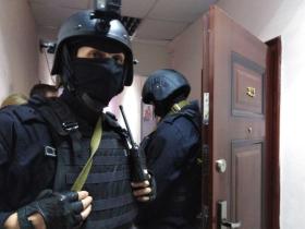Обшук житла за згодою орендаря приміщення (не титульного власника)
