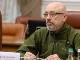 В Україні потрібно скасувати призов, а військкомати мають стати ЦНАПами - Олексій Резніков