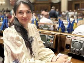 НАБУ і САП повідомили про підозру у зловживанні впливом чинній нардепці від «Слуги народу» (відео)