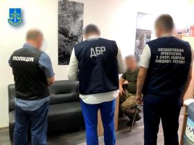 На Закарпатті воєнком змушував солдат будувати собі будинок, — Офіс Генпрокурора