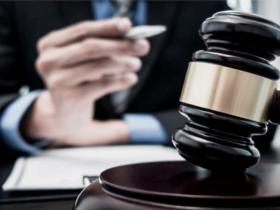 Спосіб захисту у випадках відшкодування шкоди, завданої незаконним відстороненням від посади