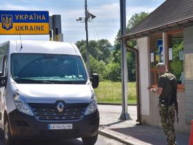 Чоловіки, які незаконно виїхали з України під час війни, платитимуть при поверненні - законопрпоект