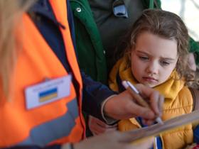 В деяких населених пунктах Харківщини запроваджено примусову евакуацію дітей (список)