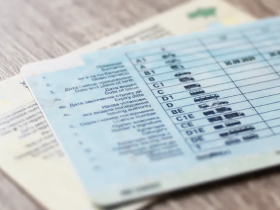 У МВС анонсували випуск водійських посвідчень та свідоцтв про реєстрацію транспортного засобу нового зразка