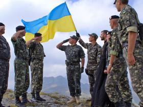 Підстави зарахування військовослужбовців у розпорядження командирів (виведення поза штат)
