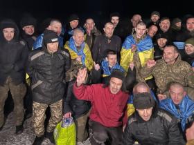 З російського полону повернули 230 наших воїнів і цивільних: деталі чергового великого обміну