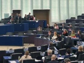 ПАРЄ одноголосно прийняла резолюцію про Становище дітей України: деталі документу