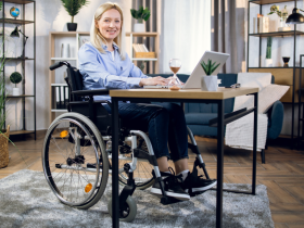 Отримати компенсацію за облаштування робочого місця для людини з інвалідністю можна через портал Дія - Мінцифра