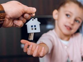 Продаж житлового будинку в якому зареєстровані малолітні або неповнолітні діти