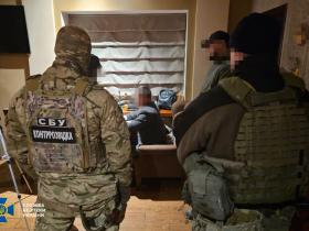 СБУ та НАБУ викрили на хабарі заступника голови Запорізької облради та його спільників