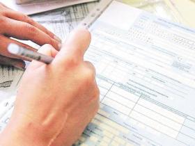 Які терміни розгляду листків непрацездатності для призначення допомоги по вагітності та пологах?