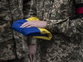 Виплати та пільги членам сім’ї загиблих Захисників України: види пільг, розміри виплат та порядок отримання