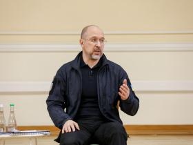 Посилення економіки, бронювання працівників, виробництво дронів - Денис Шмигаль провів пресконференцію