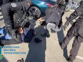 Шахраї видавали себе за працівників ТЦК та ДБР та під погрозами відправки на фронт ошукали чоловіка на 1,7 млн грн