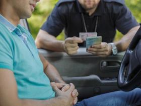 Обмеження у праві керування авто: чого чекати водіям, які порушать оновлені правила військового обліку та мобілізаційного законодавства?