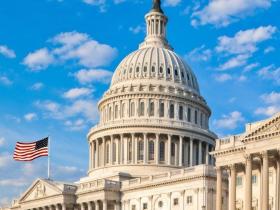 Сенат США проголосував за виділення 61 млрд доларів Україні, далі залишився підпис Президента Байдена