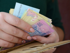 Отримувачам житлових субсидій та пільг, які у 2022 році проживали на ТОТ або де велись бойові дії, потрібно звернутись за продовженням виплат