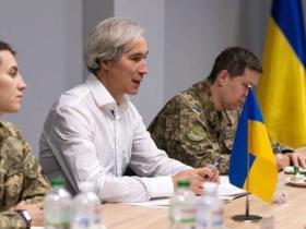 Забезпечення одного українського військового без зброї оцінюється в $30 тисяч - заступник міністра оборони Джигир