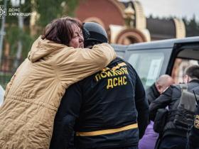 Через постійні ворожі обстріли на півночі Харківщини продовжується евакуація цивільних