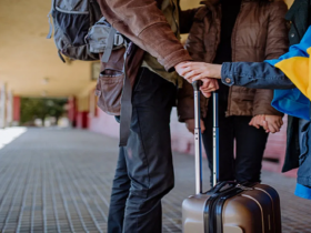 Грантова програма на підтримку ініціатив ВПО: хто може подати заявку і які умови?