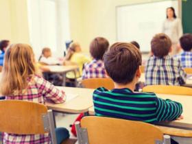 "Школа офлайн":  держава планує повернути 300 тисяч дітей до очного навчання