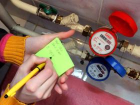 Повірка лічильників води: хто має право здійснювати повірку та за чий рахунок вона відбувається?