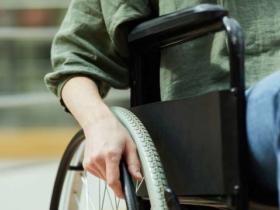 Уряд запровадив компенсаційні програми для роботодавців за працевлаштування людей з інвалідністю