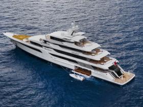 Яхта «Royal Romance» Віктора Медведчука наразі перебуває під безстроковим арештом - Офіс Генпрокурора