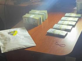 Хабар у 170 000 доларів отримали прокурори Офісу Генпрокурора - НАБУ