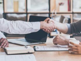 ВПО та постраждалі від війни можуть отримати гранти на започаткування чи відновлення підприємницької діяльності