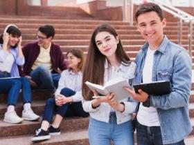 Дітям дипломатів, які навчаються в школах за кордоном, будуть компенсувати витрати на освіту з бюджету України