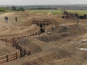 Українців можуть позбавляти права на землю для будівництва фортифікацій - ухвалено проект Закону