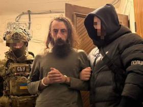 Теракт у Дніпрі: поліцейські спільно з СБУ затримали підозрюваного (фото)