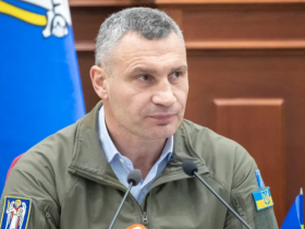 Мер Києва Віталій Кличко анонсував зміни до бюджету міста, а також доплати військовим та медикам