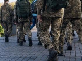 Володимир Зеленський підписав закон про військовий облік 17-річних юнаків: деталі документу