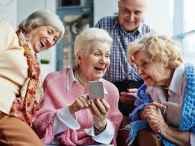 Оновлено перелік послуг, за які пенсіонери можуть не платити або користуватися ними майже безкоштовно