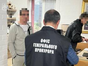Нардепу повідомлено про підозру в організації незаконного перетину кордону
